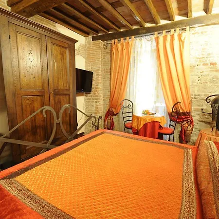 Bed & Breakfast Antica Corte Dei Principi Charming 2*