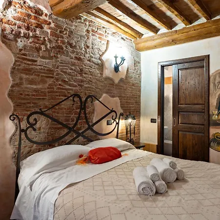 Bed & Breakfast Antica Corte Dei Principi Charming 2*