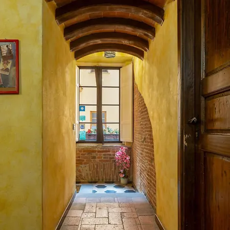 Antica Corte Dei Principi Charming Bed & Breakfast 2*