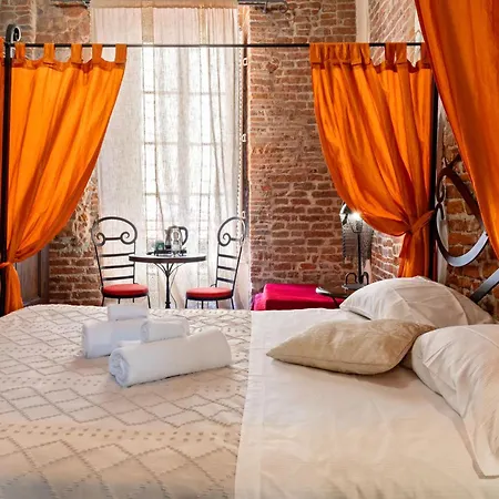 Antica Corte Dei Principi Charming 3* لوكا