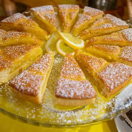 Antica Corte Dei Principi Bed & Breakfast 2*