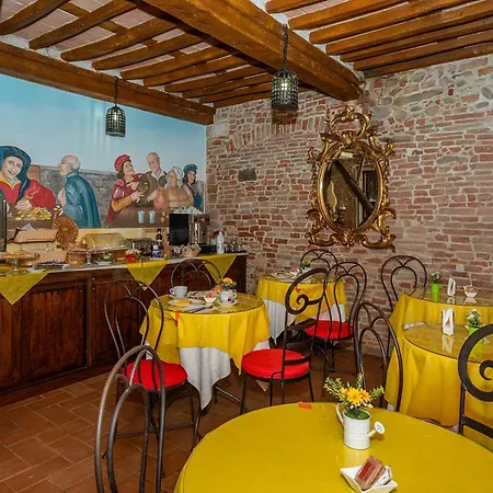 Bed & Breakfast Antica Corte Dei Principi 2*