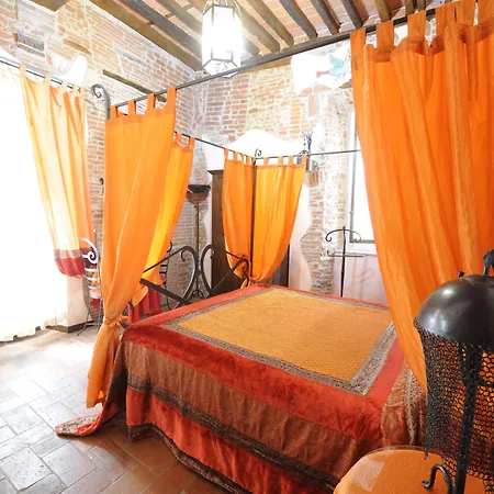 فندق مبيت وإفطار Antica Corte Dei Principi Charming 3*
