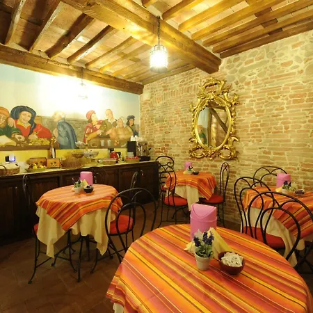 Bed and Breakfast Antica Corte Dei Principi Charming Λούκα
