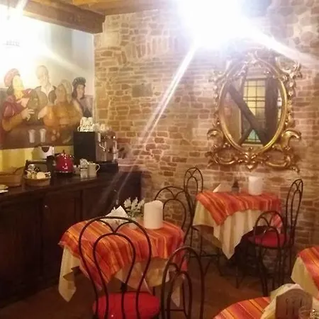 Antica Corte Dei Principi 2* Lucca